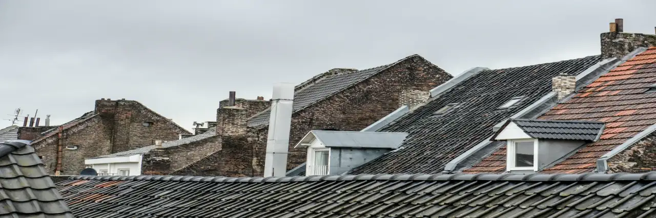 Professional roofing services Eugene Oregon by Kingsley Construction